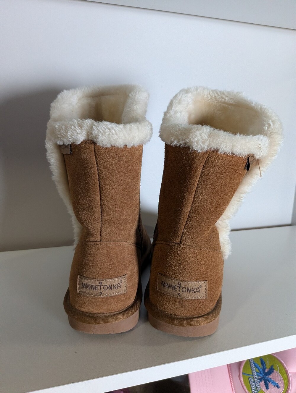 Minnetonka Orphelia Chestnut Suede Faux Fur Lined Boots Size 9 - Picture 4 of 8